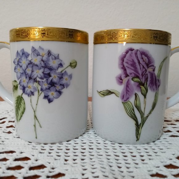 22K Gold Accent Cups Floral - Picture 1 of 5